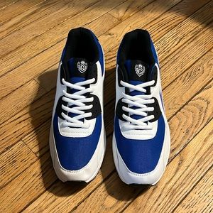 Men’s Athletic Sneakers White, Blue & Black Brand New Sz 11